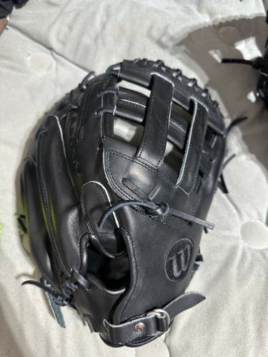 New  First Base 12.5" A2000 Baseball Glove