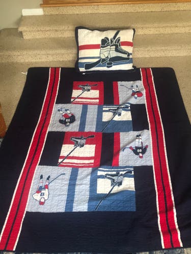 Twin bed ice hockey quilt