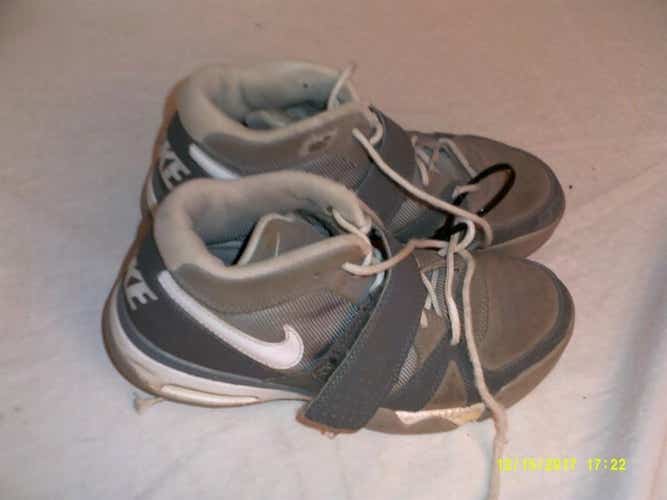 Used Nike Air Grey Bb Shoe Sz 6