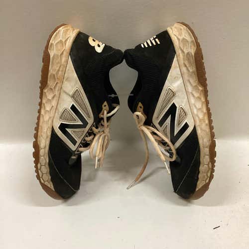 Used New Balance Turf Shoes Senior 9.5 Baseball And Softball Cleats