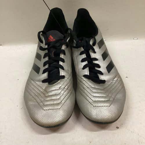 Used Adidas Youth 06.0 Cleat Soccer Outdoor Cleats