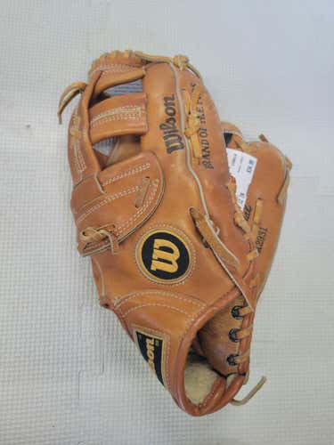 Used Wilson A2931 12" Fielders Gloves