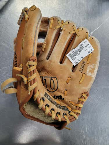Used Wilson A2604 11 1 2" Fielders Gloves