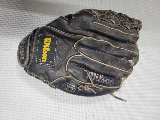 Used Wilson A2116 12" Fielders Gloves