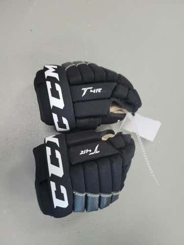 Used Tackla T4r 8" Hockey Gloves