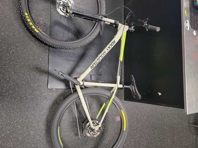 Used Rocky Mountain Fusion 30 58-61cm - 23-24" - Xxl Frame 9 Speed Men's Bikes