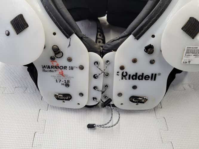 Used Riddell Warrior Iii Adult Pads Md Football Shoulder Pads