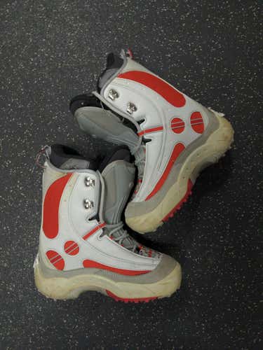Used Northwave Snowboard Boots Senior 7.5 Snowboard Boots