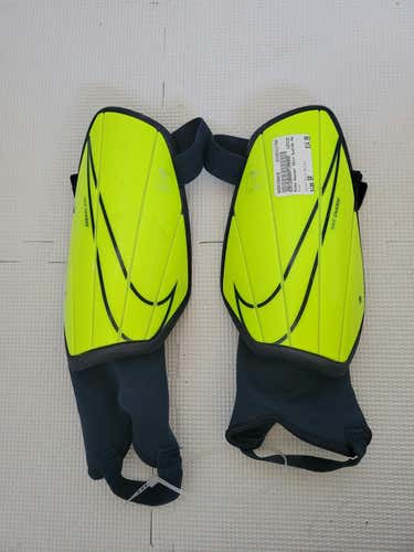 Used Nike Senior Soccer Shin Guards