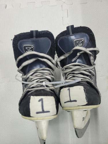Used Nike Quest Junior 01 Ice Hockey Skates