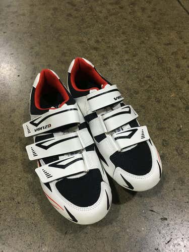 Used Venzo Cycling Shoes Senior 8 Bicycle Shoes