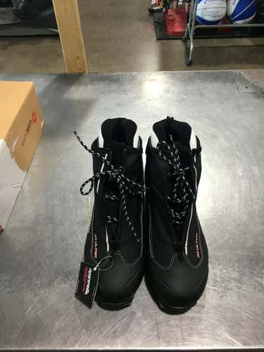 Used Rossignol M 09.5 W 09.5-10 Cross Country Ski Mens Boots