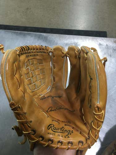 Used Rawlings Vintage R4000 Dave Concepcion 11 1 4" Fielders Gloves