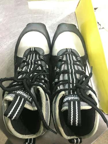 Used Fischer W 06.5-07 Jr 4.5-05 Men's Cross Country Ski Boots