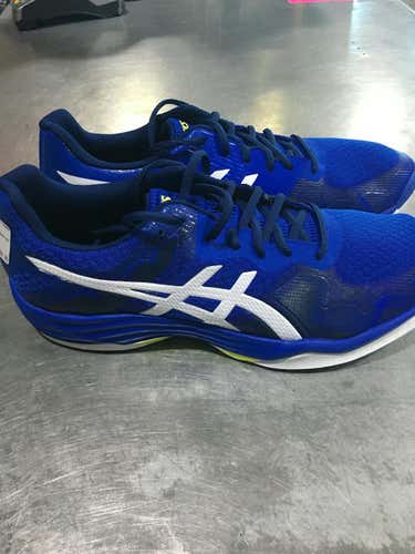 Used Asics Senior 13 Volleyball Shoes