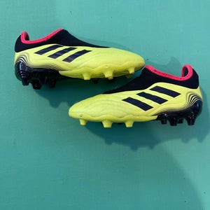 Used Adidas Copa Sense .3 Laceless FG Youth Size 13k Cleats