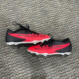 Nike Men's Phantom GX Club FG/MG Soccer Cleat Size 6.5 US