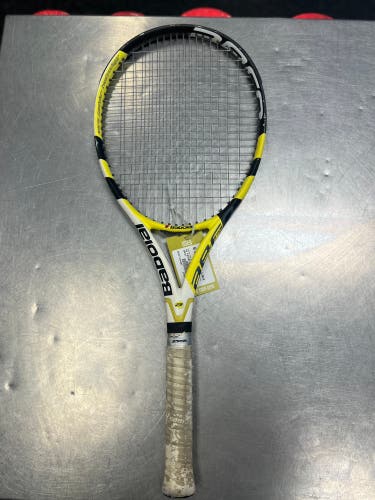 Babolat Used Adult 4 1/2" Tennis Racquet