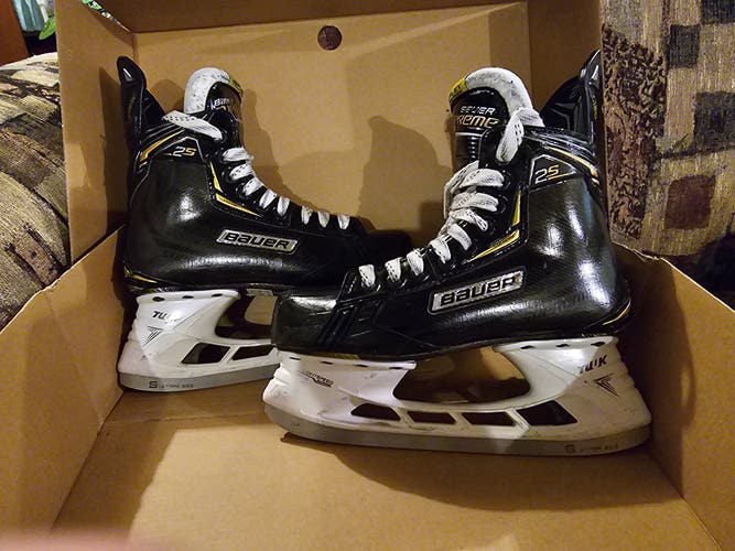 Used Senior Bauer Supreme 2S Hockey Skates Regular Width Size 6