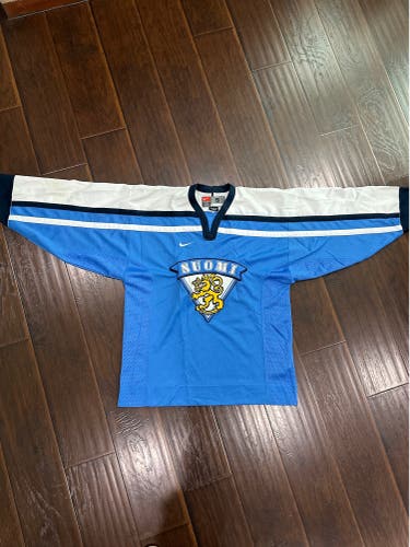 Vintage Finland Suomi National Team Ice Hockey Jersey Nike Size Small