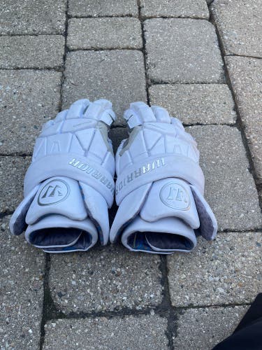 Warrior Evo Lacrosse gloves. Size Large