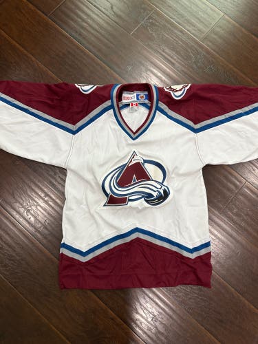 Vintage Colorado Avalanche Jersey CCM Adult Small NWT
