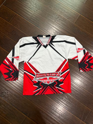 Mission Roller Hockey Vintage Size Medium White and Red Blank