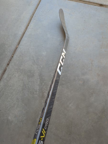 Senior Used Left Hand CCM Super Tacks AS-V Pro Hockey Stick P28 Pro Stock