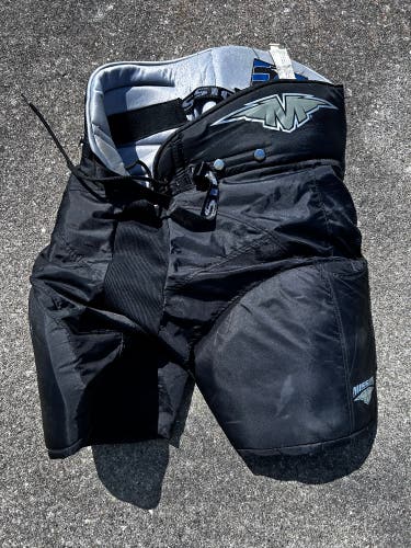 USED MISSION L 1 PURE HOCKEY PANTS SIZE LARGE 34-36