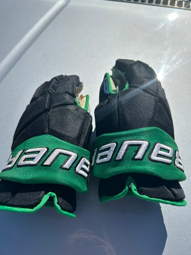 Used  Bauer 15" Vapor Pro Team Gloves