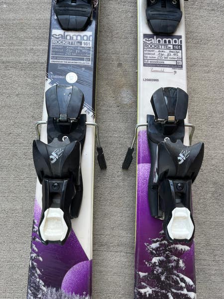 Salomon Galaxy 161 スキー 161cm Salomon Rockette Powder Skis- 161 cm (With Z10 Bindings
