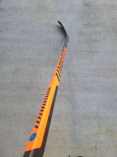 New Senior Warrior Right Handed Covert QR5 Pro Hockey Stick W28 curve 75 flex