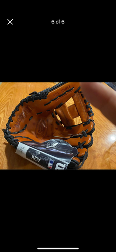 New 2023 Wilson Right Hand Throw Infield A2K Baseball Glove 11.25"