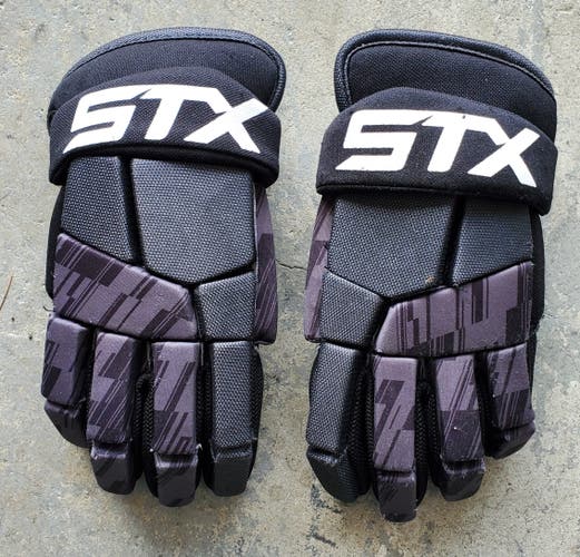 Used STX Stallion 75 Lacrosse Gloves Medium