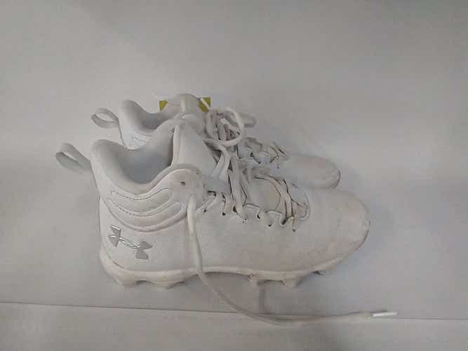 Used Under Armour Youth 06.0 Football Cleats