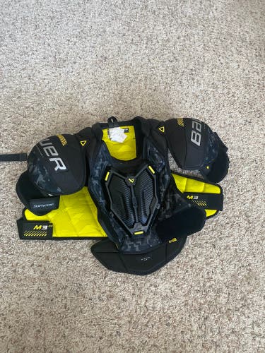 New Small Bauer Supreme M3 Shoulder Pads
