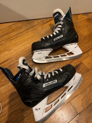 Used Bauer Regular Width Size 5 XLP Hockey Skates
