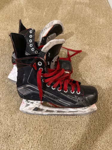 Bauer Hockey Skates X500