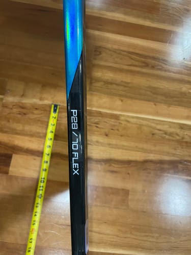 Used Senior Bauer Right Handed P28 Nexus Sync Hockey Stick