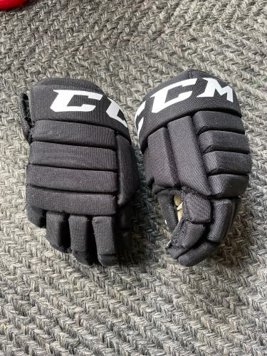 Used  CCM 10" Gloves