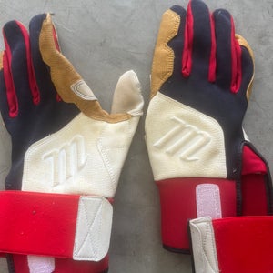 Used Medium Marucci Blacksmith Batting Gloves