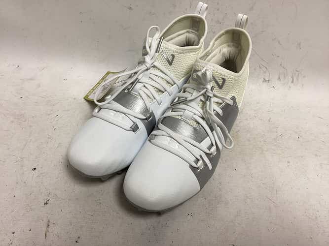 Used Under Armour 3021199-102 Junior 05.5 Football Cleats