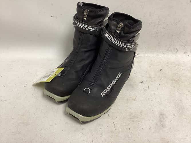 Used Rossignol W 06.5-07 Jr 4.5-05 Boys' Cross Country Ski Boots