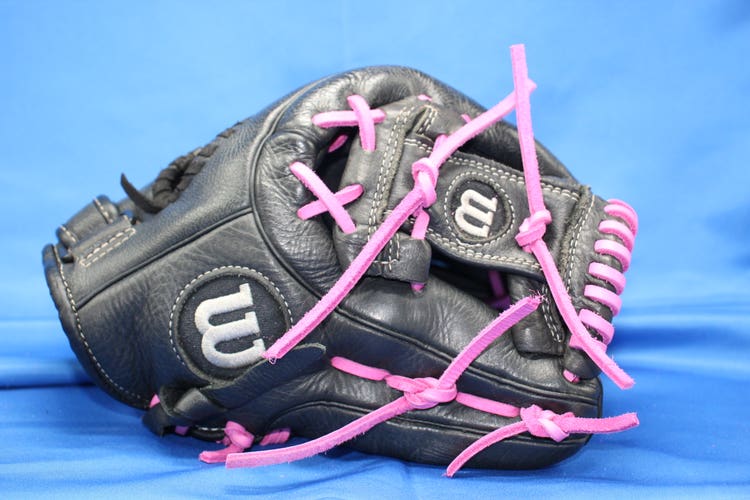 Custom Laces - Used Right Hand Throw Wilson Infield A500 Baseball Glove 11.5"