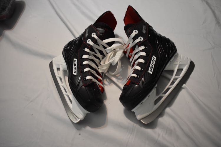 Bauer NS Hockey Skates, Size Y13R - Like New!