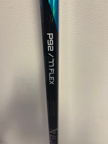 Senior Left Hand P92 Pro Stock Nexus Sync Hockey Stick