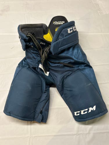 Used CCM Tacks 7092 Jr. XL Hockey Pants. Navy.