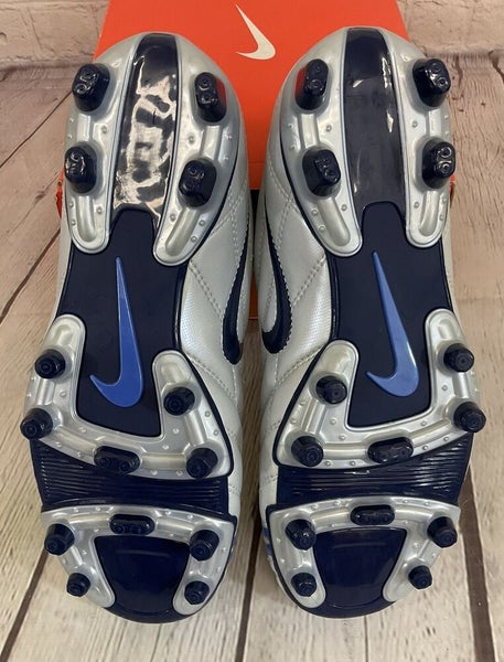 Nike Women's Premier FG Soccer Cleats Color Metallic Platinum Midnight Navy 5.5