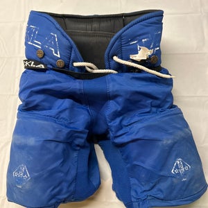 Used Tackla 400  Youth Large Hockey Pants Royal.