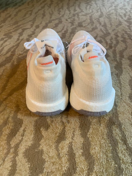 Adidas Women’s PulseBOOST HD Sneakers Size 10